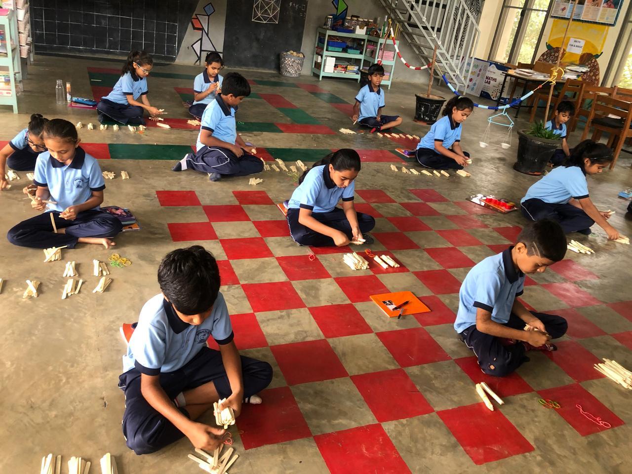 Math lab - maths with bundles of 10