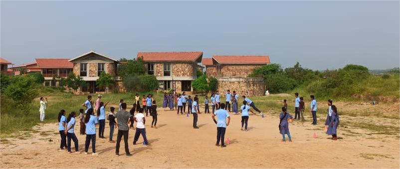 Playing together with children from our outreach centre
