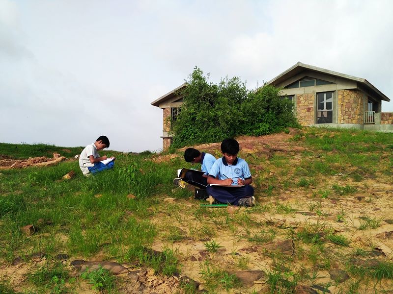 Observing and sketching